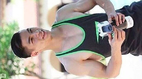 [CHINESE] INSTAFAMOUS FITNESS COACH JERKING 斗兽场 – 网红健身教练